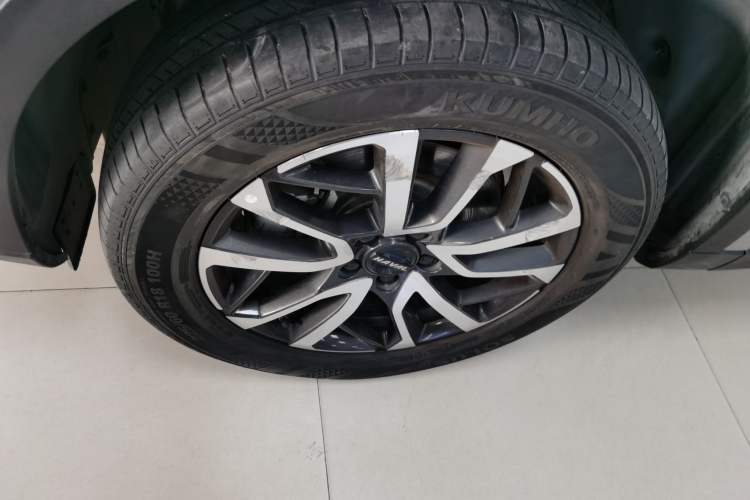 Used Haval H6 2022 Third Generation 1.5T DHT Left Front Wheel Hub