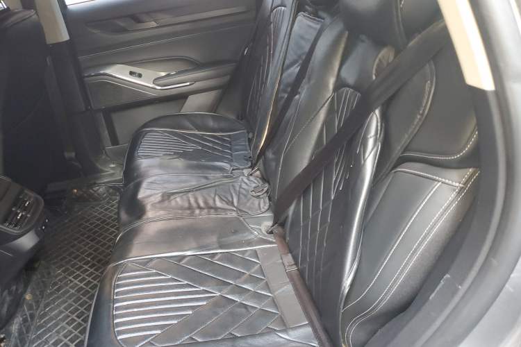 Used Haval H6 2022 3rd Generation 1.5T Automatic Two-Wheel Drive Max Left Rear Seat