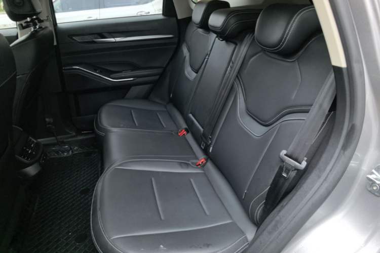 Used Haval H6 2022 3rd Generation 1.5T Automatic Two-Wheel Drive Max Left Rear Seat