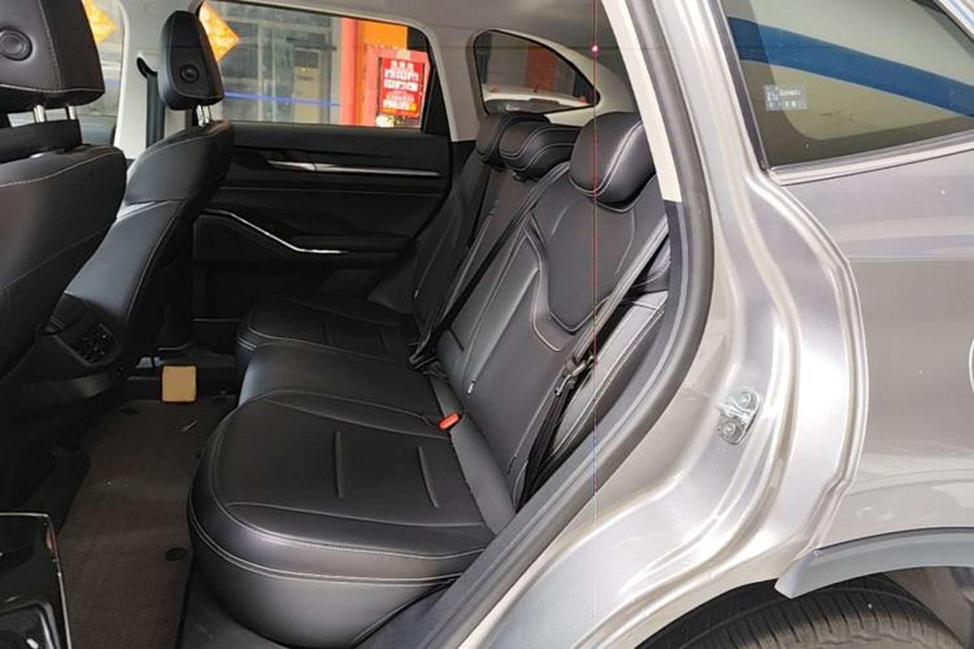 Used Haval H6 2022 3rd Generation 1.5T Automatic Two-Wheel Drive Max Left Rear Seat