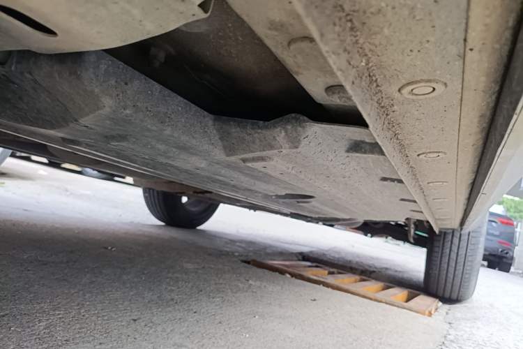 Used Haval H6 2022 3rd Generation 1.5T Automatic Two-Wheel Drive Max Left Side Sill
