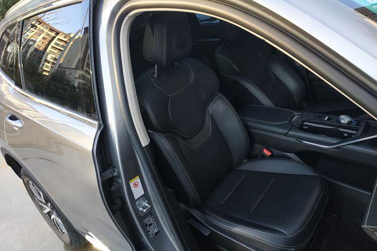 Used Haval H6 2022 Third Generation 1.5T DHT Right Front Seat