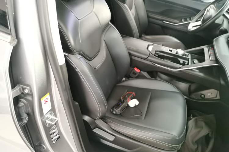 Used Haval H6 2022 Third Generation 1.5T DHT Right Front Seat