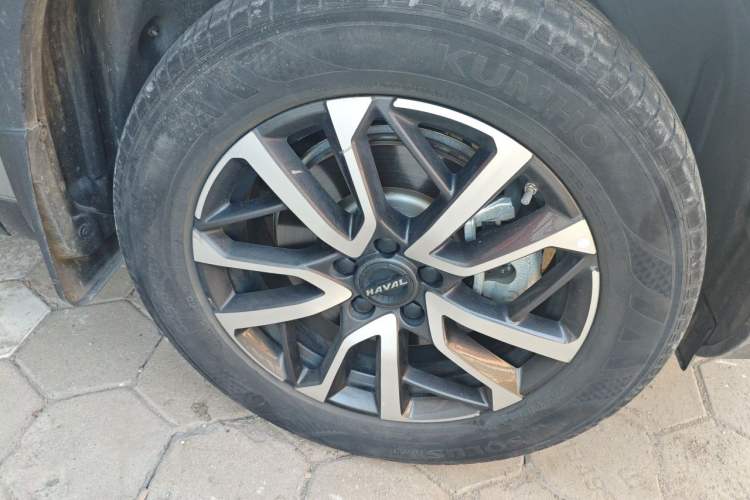 Used Haval H6 2022 3rd Generation 1.5T Automatic Two-Wheel Drive Max Right Front Wheel Hub