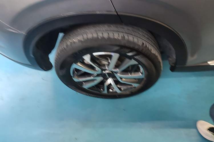 Used Haval H6 2022 3rd Generation 1.5T Automatic Two-Wheel Drive Max Right Rear Wheel Hub
