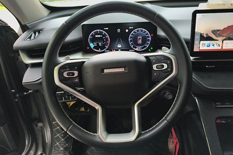 Used Haval H6 2022 3rd Generation 1.5T Automatic Two-Wheel Drive Max Steering Wheel