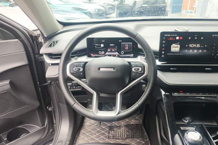 Used Haval H6 2022 3rd Generation 1.5T Automatic Two-Wheel Drive Pro Steering Wheel