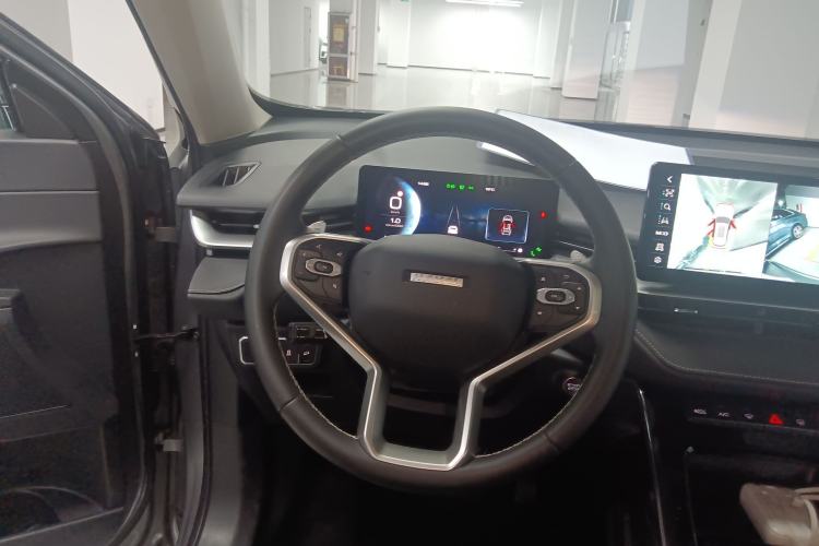 Used Haval H6 2022 3rd Generation 1.5T Automatic Two-Wheel Drive Max Steering Wheel