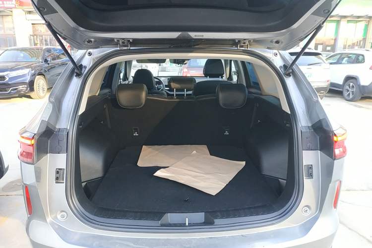 Used Haval H6 2022 Third Generation 1.5T DHT Trunk