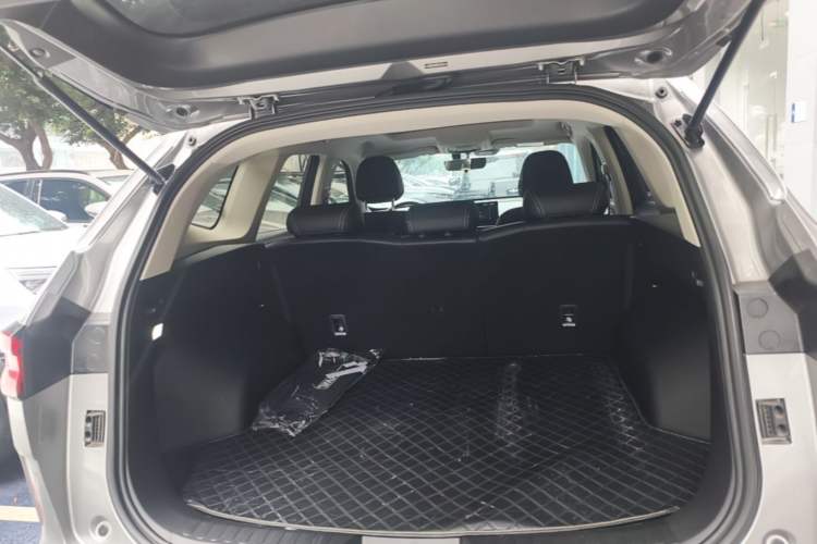 Used Haval H6 2022 3rd Generation 1.5T Automatic Two-Wheel Drive Pro Trunk