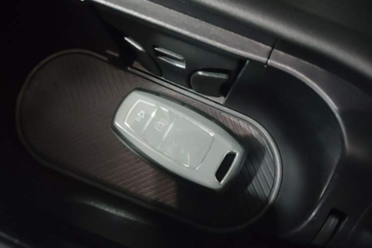 Used Haval H6 2022 3rd Generation 1.5T Automatic Two-Wheel Drive Supreme+ Vehicle Key