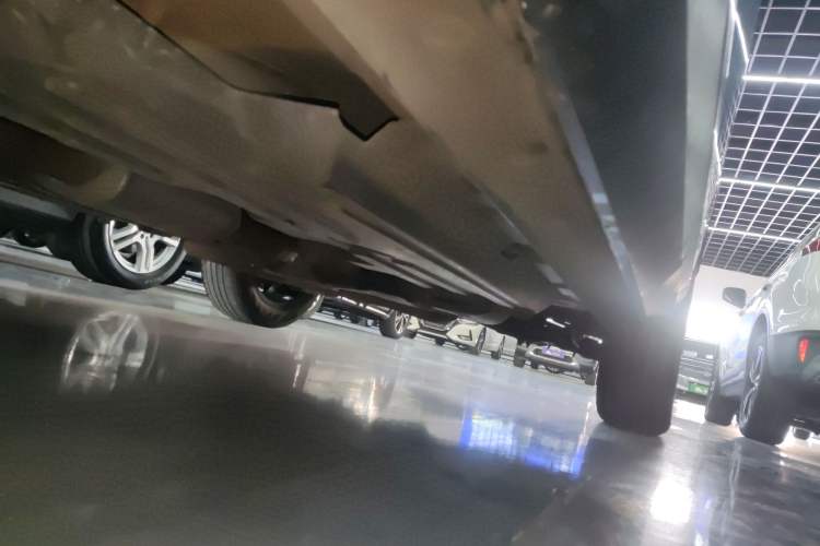 Used Haval H6 2022 Third Generation 1.5T DHT Left Side Sill