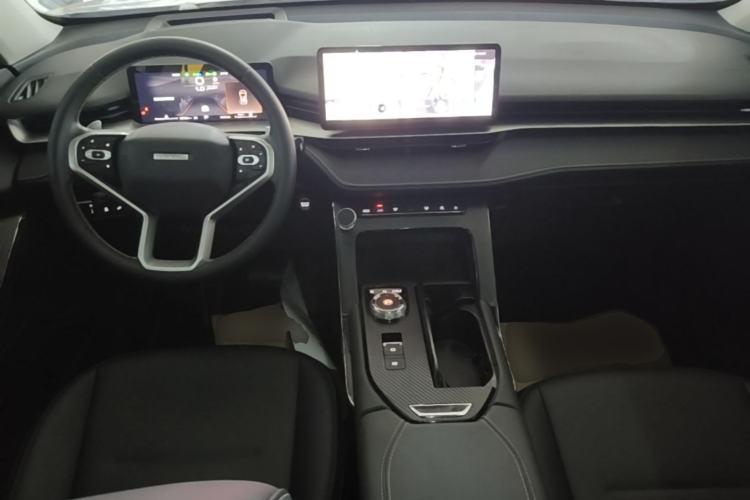 Used Haval H6 2022 3rd Generation 1.5T Automatic Two-Wheel Drive Max Center Console