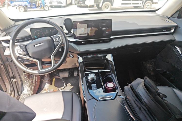 Used Haval H6 2022 3rd Generation 1.5T Automatic Two-Wheel Drive Max Center Console