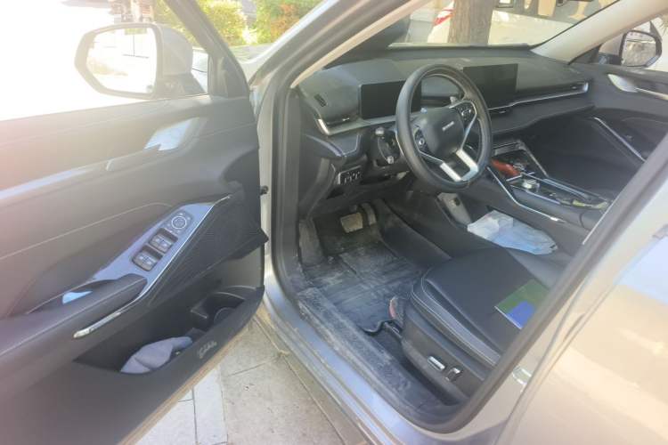 Used Haval H6 2022 3rd Generation 1.5T Automatic Two-Wheel Drive Max Driver Seat