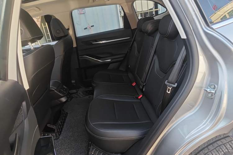 Used Haval H6 2022 3rd Generation 1.5T Automatic Two-Wheel Drive Max Left Rear Seat