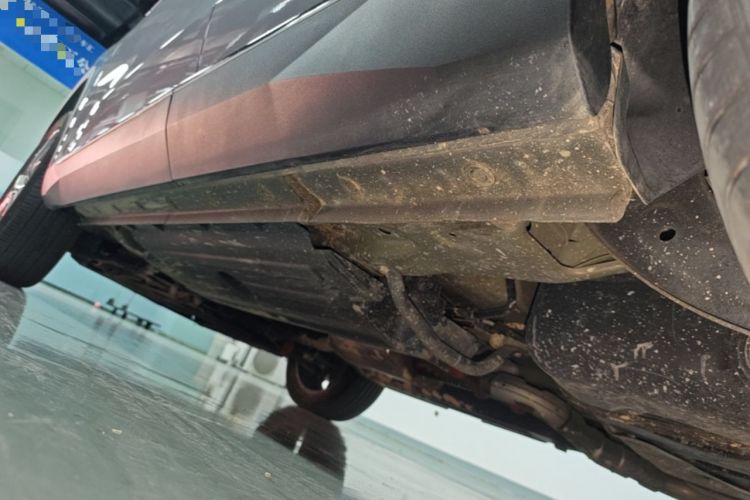 Used Haval H6 2022 3rd Generation 1.5T Automatic Two-Wheel Drive Supreme+ Left Side Sill