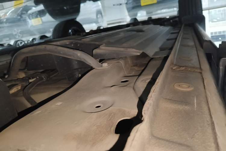 Used Haval H6 2022 3rd Generation 1.5T Automatic Two-Wheel Drive Max Left Side Sill