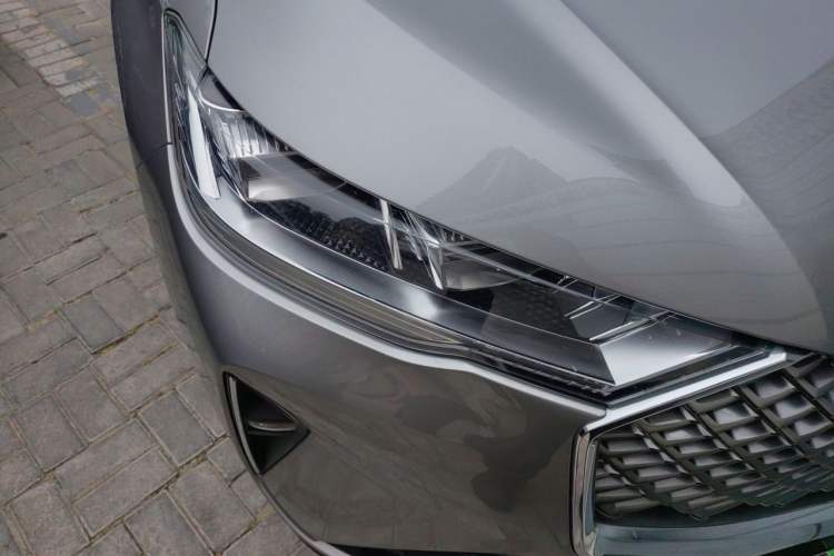 Used Haval H6 2022 3rd Generation 1.5T Automatic Two-Wheel Drive Max Right Front Headlight