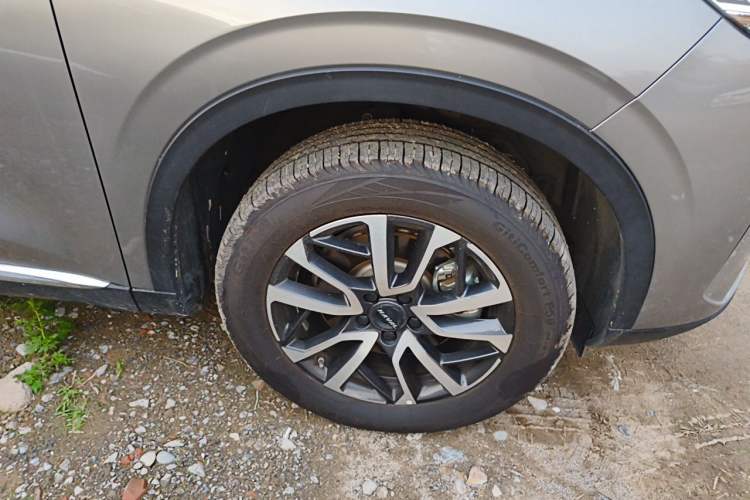 Used Haval H6 2022 3rd Generation 1.5T Automatic Two-Wheel Drive Max Right Front Wheel Hub