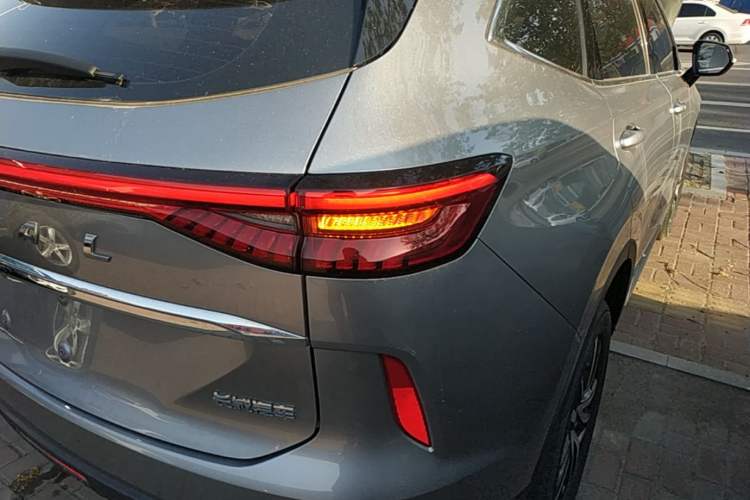Used Haval H6 2022 3rd Generation 1.5T Automatic Two-Wheel Drive Max Right Rear Taillight