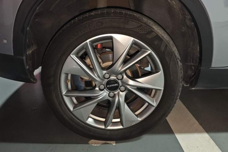 Used Haval H6 2022 3rd Generation 1.5T Automatic Two-Wheel Drive Supreme+ Right Rear Wheel Hub