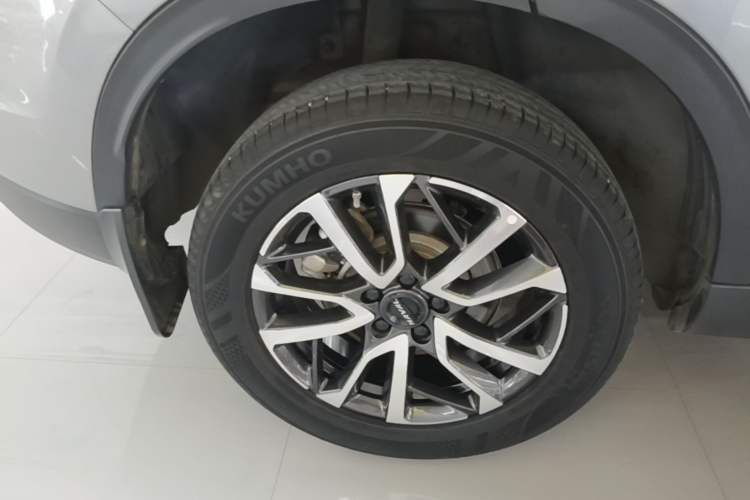 Used Haval H6 2022 3rd Generation 1.5T Automatic Two-Wheel Drive Max Right Rear Wheel Hub