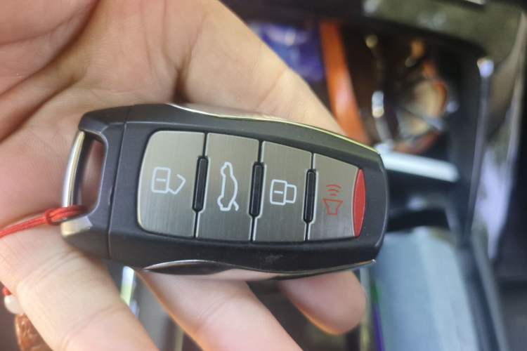 Used Haval H6 2022 3rd Generation 1.5T Automatic Two-Wheel Drive Max Vehicle Key