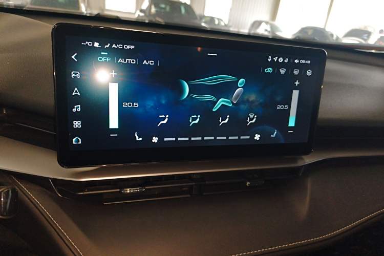 Used Haval H6 2022 3rd Generation 1.5T Automatic Two-Wheel Drive Pro Audio And AC Panel