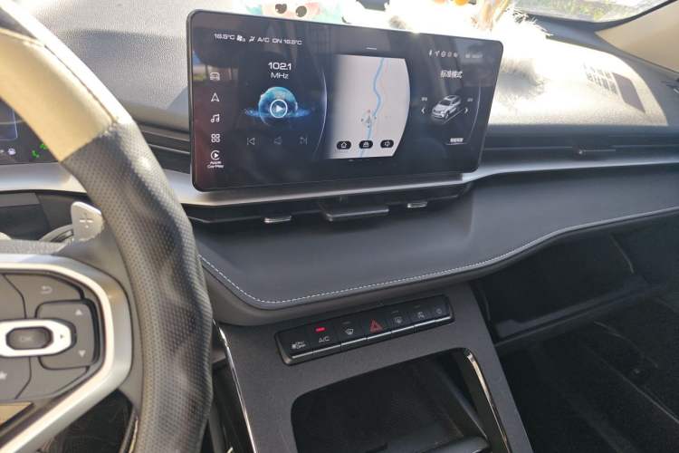 Used Haval H6 2022 3rd Generation 1.5T Automatic Two-Wheel Drive Max Audio And AC Panel