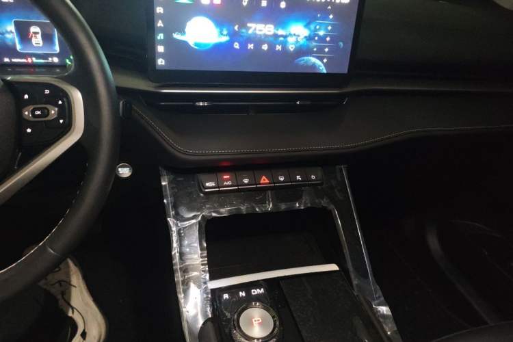 Used Haval H6 2022 3rd Generation 1.5T Automatic Two-Wheel Drive Max Audio And AC Panel