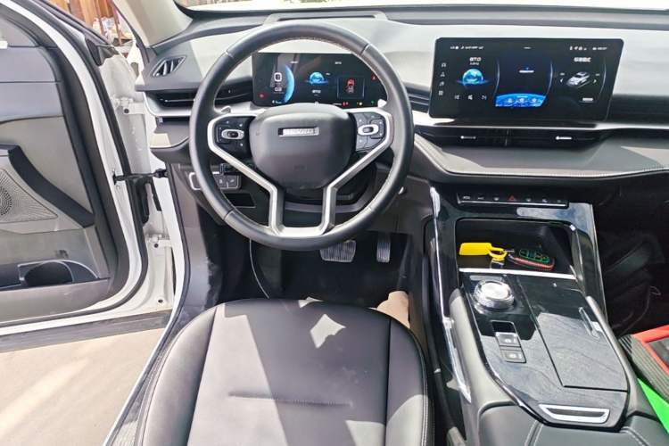 Used Haval H6 2022 3rd Generation 1.5T Automatic Two-Wheel Drive Max Audio And AC Panel