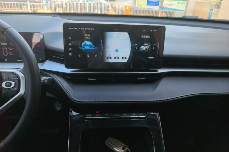 Used Haval H6 2022 3rd Generation 1.5T Automatic Two-Wheel Drive Max Audio And AC Panel