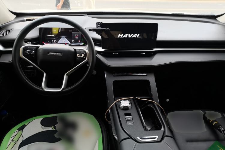 Used Haval H6 2022 3rd Generation 1.5T Automatic Two-Wheel Drive Max Center Console