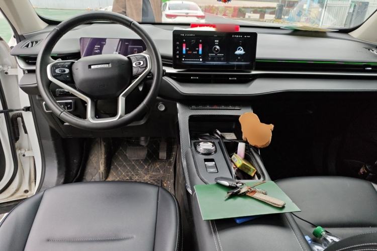 Used Haval H6 2022 3rd Generation 1.5T Automatic Two-Wheel Drive Max Center Console