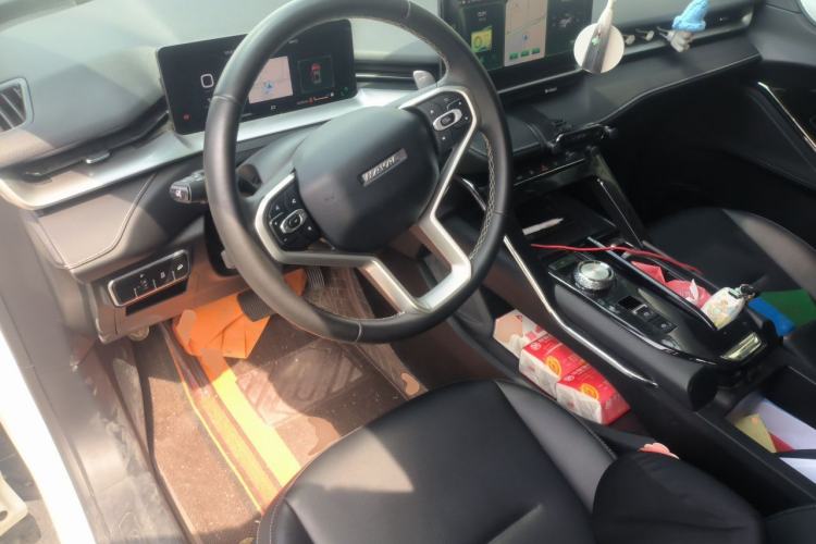 Used Haval H6 2022 3rd Generation 1.5T Automatic Two-Wheel Drive Max Center Console