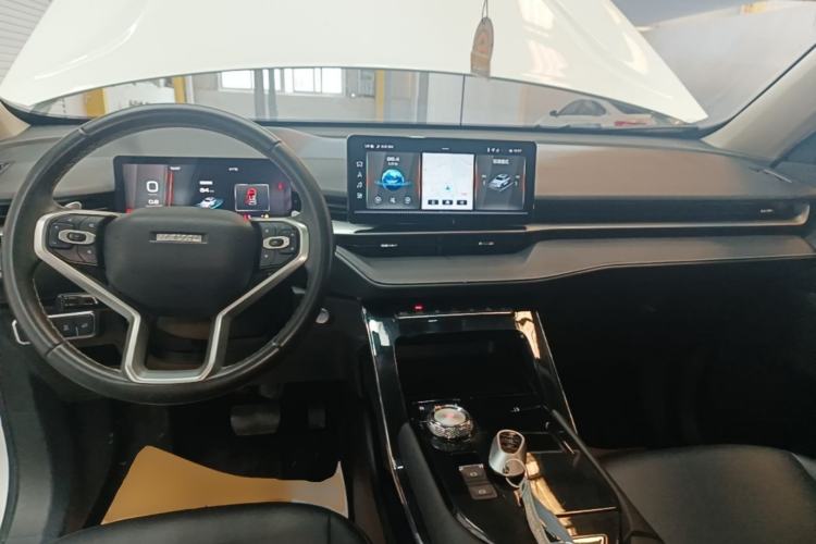 Used Haval H6 2022 3rd Generation 1.5T Automatic Two-Wheel Drive Pro Center Console