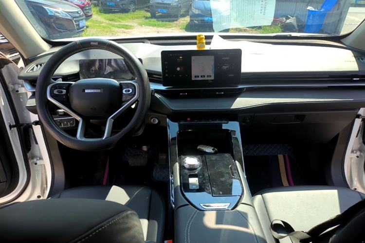 Used Haval H6 2022 3rd Generation 1.5T Automatic Two-Wheel Drive Max Center Console