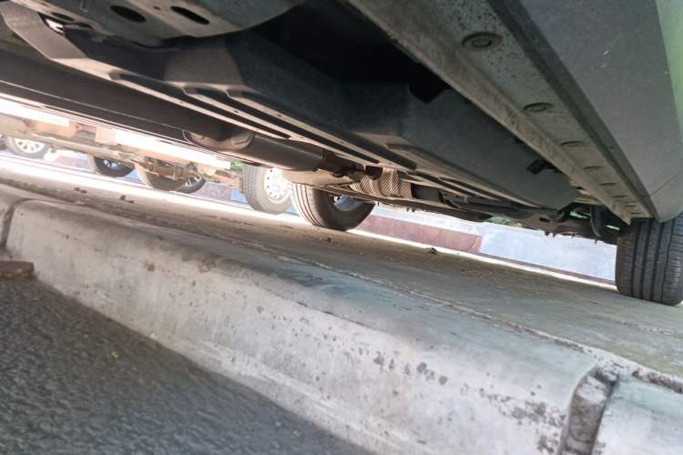 Used Haval H6 2022 Third Generation 1.5T DHT Chassis Front Left