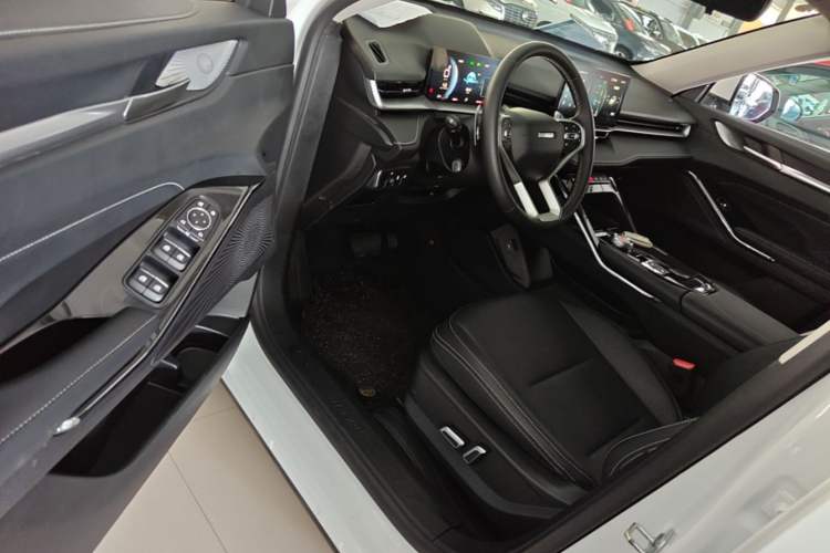 Used Haval H6 2022 3rd Generation 1.5T Automatic Two-Wheel Drive Max Driver Seat