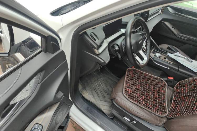 Used Haval H6 2022 3rd Generation 1.5T Automatic Two-Wheel Drive Max Driver Seat