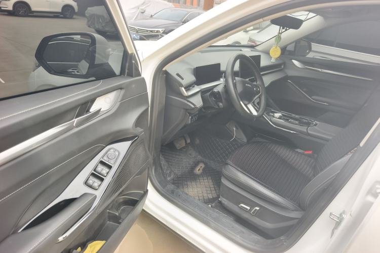 Used Haval H6 2022 3rd Generation 1.5T Automatic Two-Wheel Drive Max Driver Seat