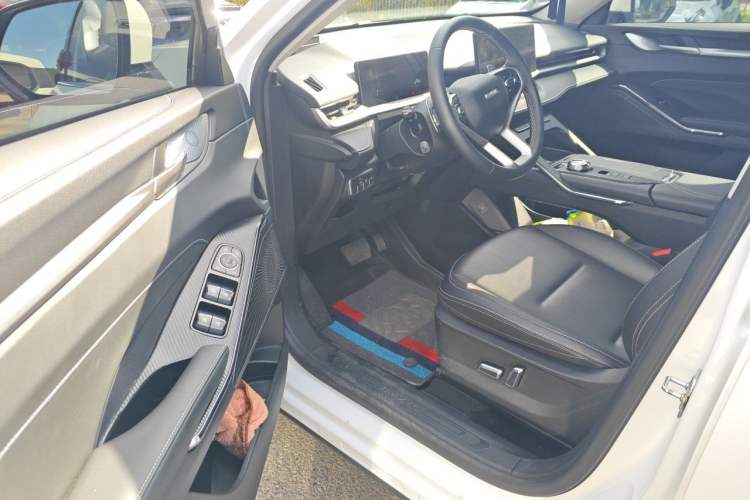 Used Haval H6 2022 3rd Generation 1.5T Automatic Two-Wheel Drive Pro Driver Seat