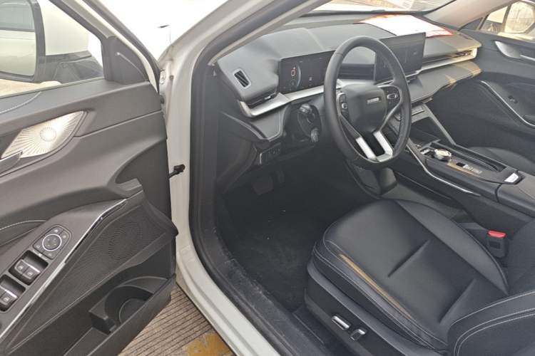 Used Haval H6 2022 Third Generation 1.5T DHT Driver Seat