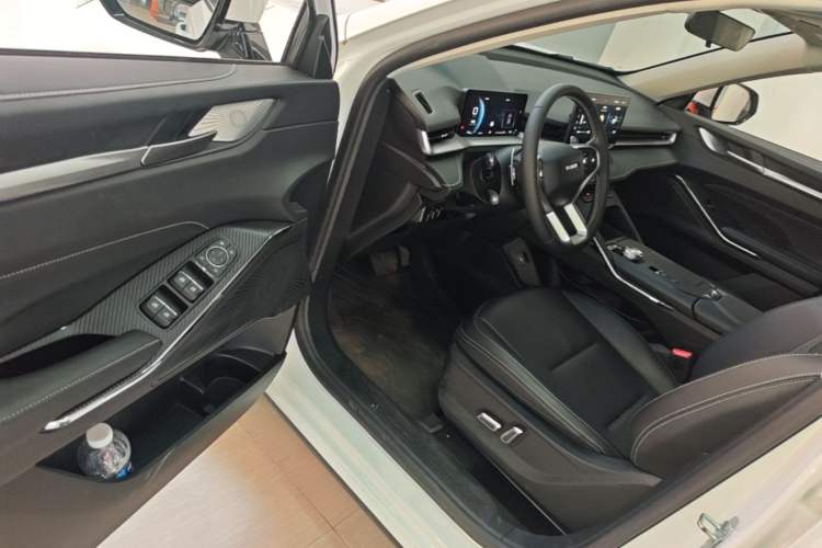 Used Haval H6 2022 3rd Generation 1.5T Automatic Two-Wheel Drive Max Driver Seat