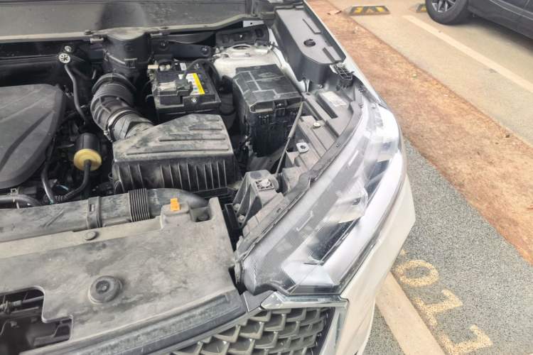 Used Haval H6 2022 3rd Generation 1.5T Automatic Two-Wheel Drive Max Engine Bay Left