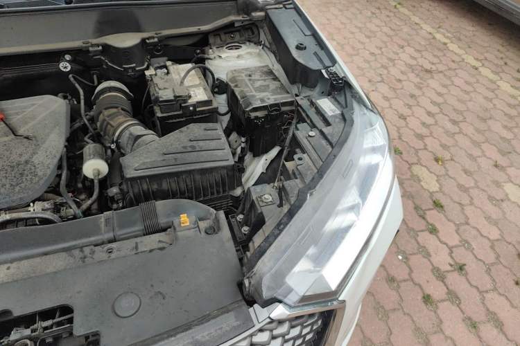 Used Haval H6 2022 3rd Generation 1.5T Automatic Two-Wheel Drive Max Engine Bay Left