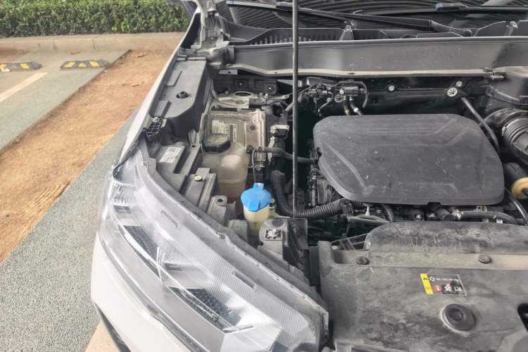 Used Haval H6 2022 3rd Generation 1.5T Automatic Two-Wheel Drive Max Engine Bay Right