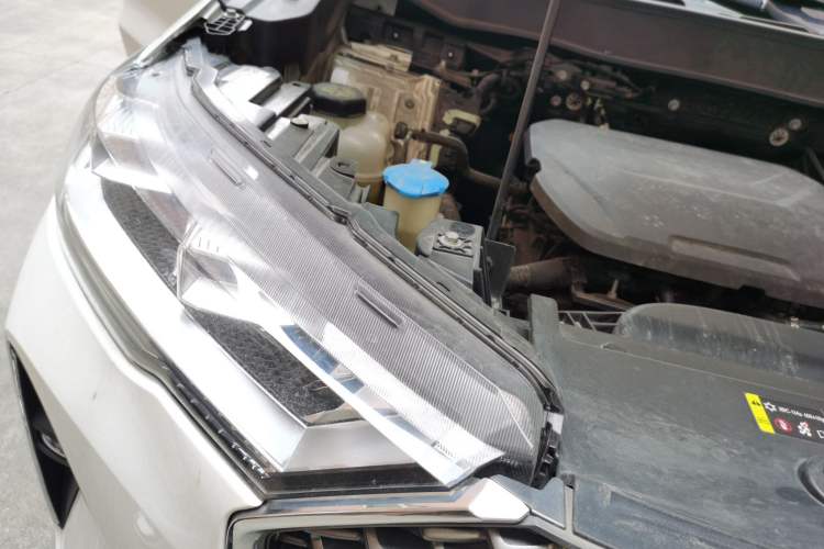 Used Haval H6 2022 3rd Generation 1.5T Automatic Two-Wheel Drive Max Engine Bay Right