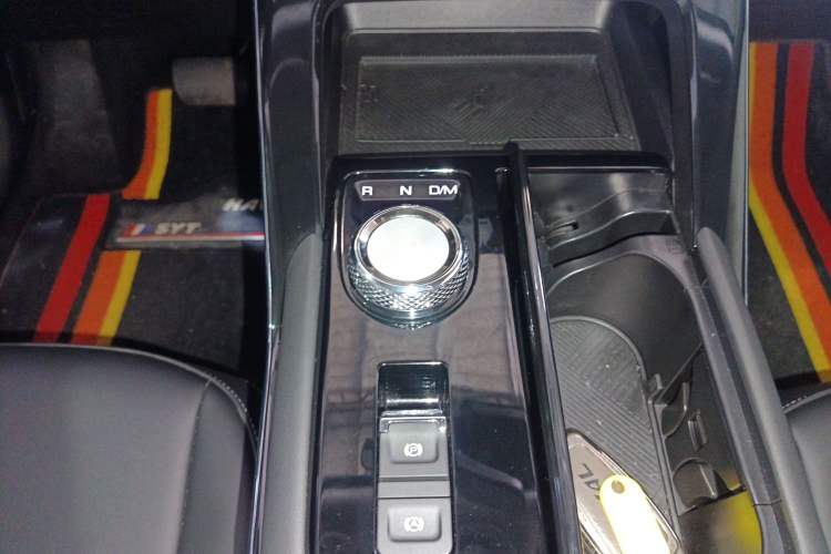 Used Haval H6 2022 3rd Generation 1.5T Automatic Two-Wheel Drive Pro Gear Lever